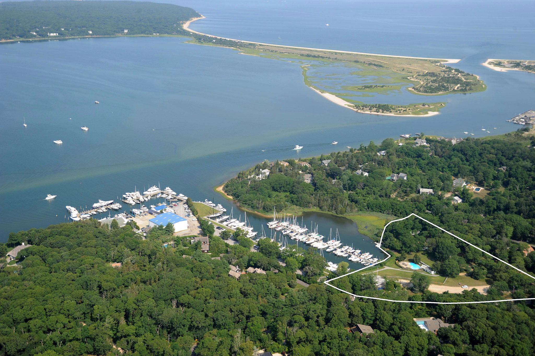 Hamptons Real Estate | Saunders &amp; Associates | Shelter ...